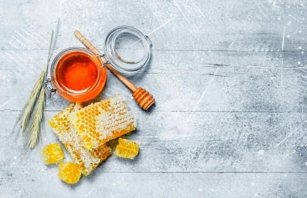 تصویر 2 از خرید عسل 10 کیلویی + قیمت فروش استثنایی