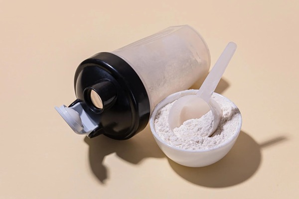 تصویر 2 از فروش وی پروتئین اولتراپاور ۲ کیلویی (وانیلی) + قیمت خرید به صرفه