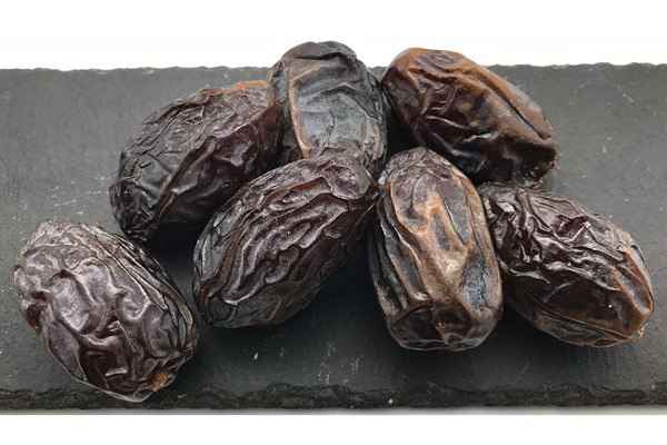 تصویر 2 از خرما مضافتی خشک ساختار نرم یکنواخت