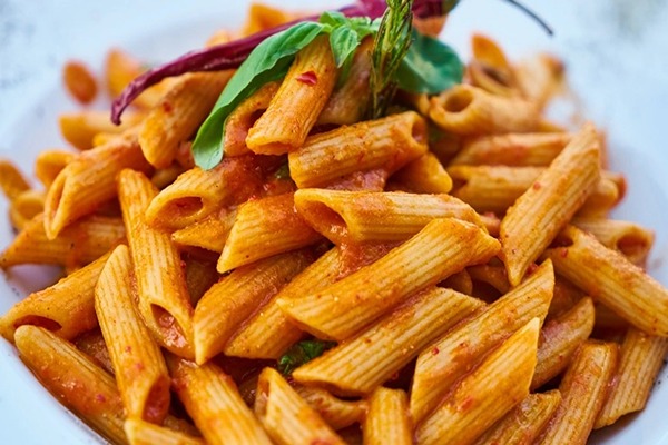 تصویر 1 از خرید پاستا لوله ای بلند + قیمت استثنایی