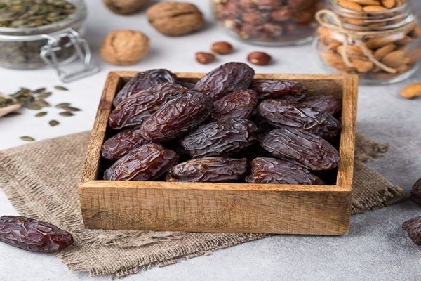 تصویر 5 از قیمت خرما کبکاب صادراتی + خرید باور نکردنی