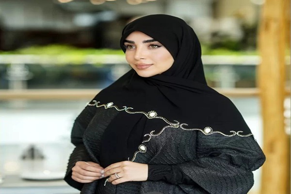 تصویر 1 از خرید و فروش روسری مشکی حاشیه دار با شرایط فوق العاده