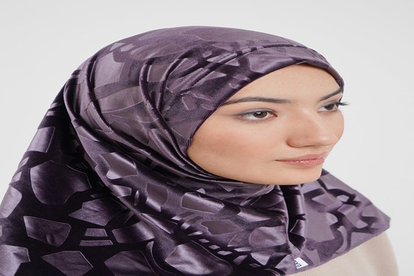 تصویر 3 از قیمت روسری کریستال ساده + خرید باور نکردنی