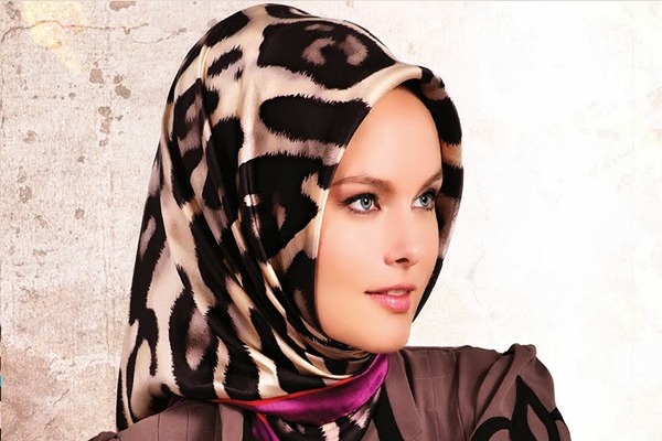 تصویر 4 از قیمت روسری کریستال ساده + خرید باور نکردنی