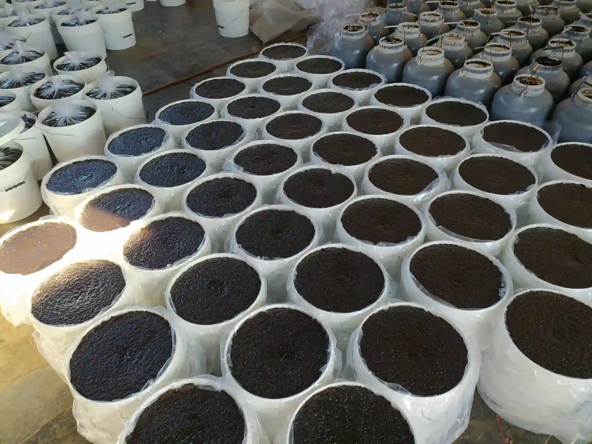 تصویر 1 از رب انار قجری ساوه