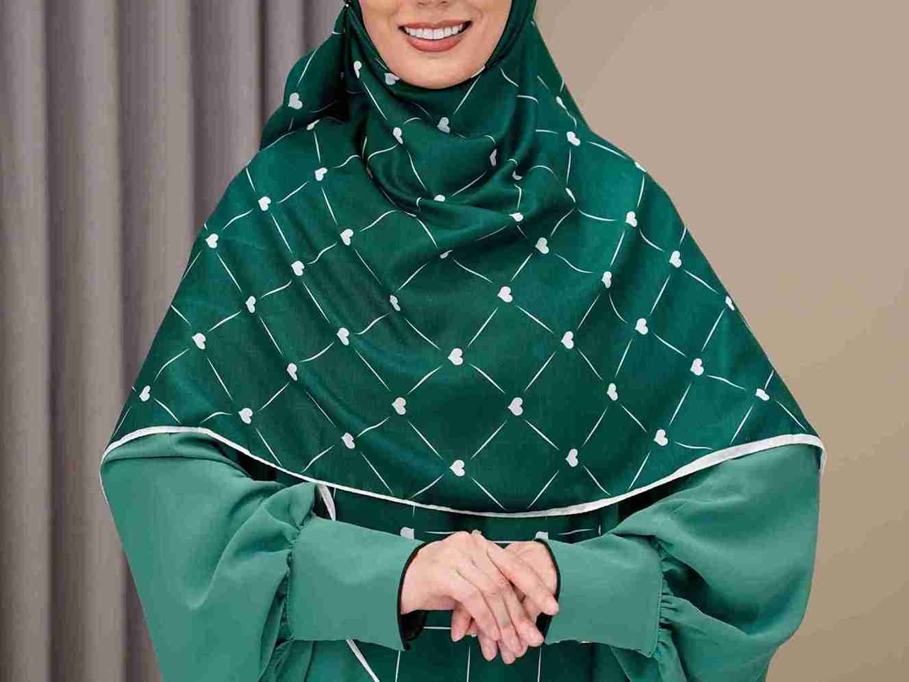 تصویر 4 از خرید روسری طرح دار سبز + قیمت فروش استثنایی