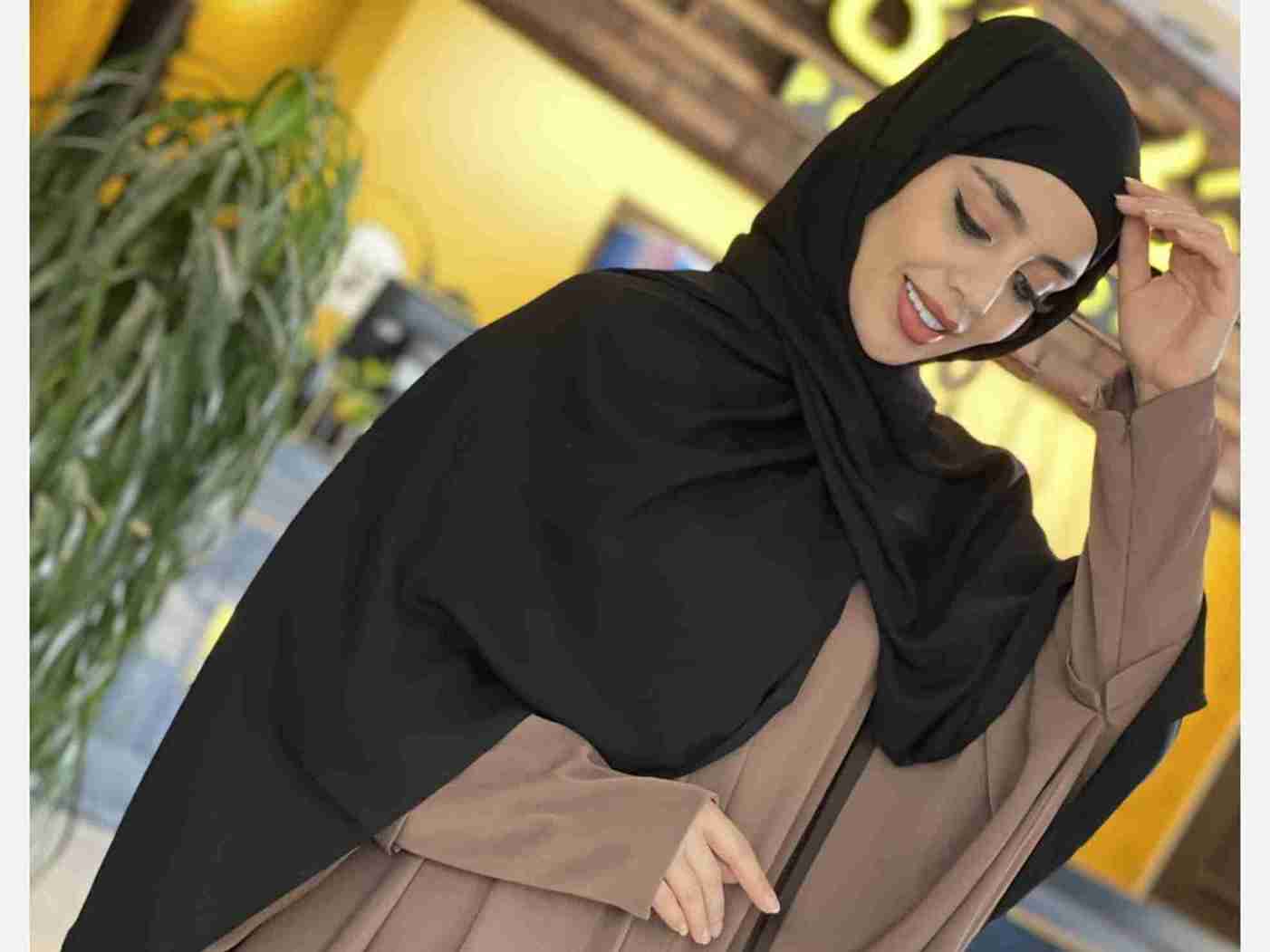 تصویر 5 از قیمت خرید شال حجاب کلاه دار + فروش ویژه