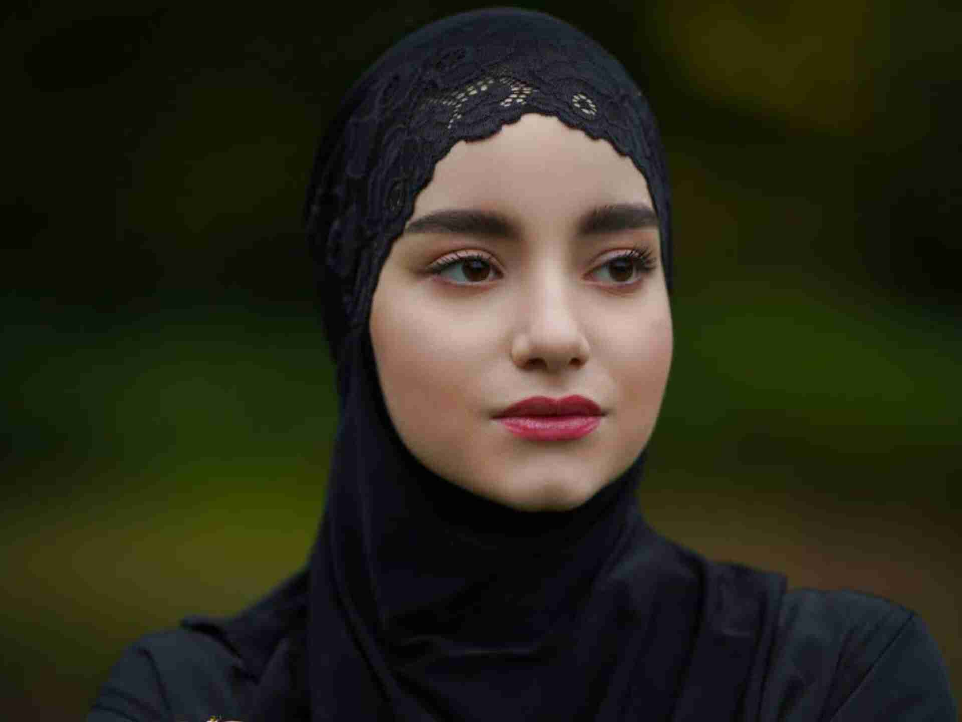 تصویر 5 از قیمت مقنعه حجاب زیر شال با کیفیت + خرید عمده