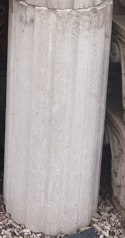 تصویر 1 از فروش عمده با قیمت مناسب ستون سنگی