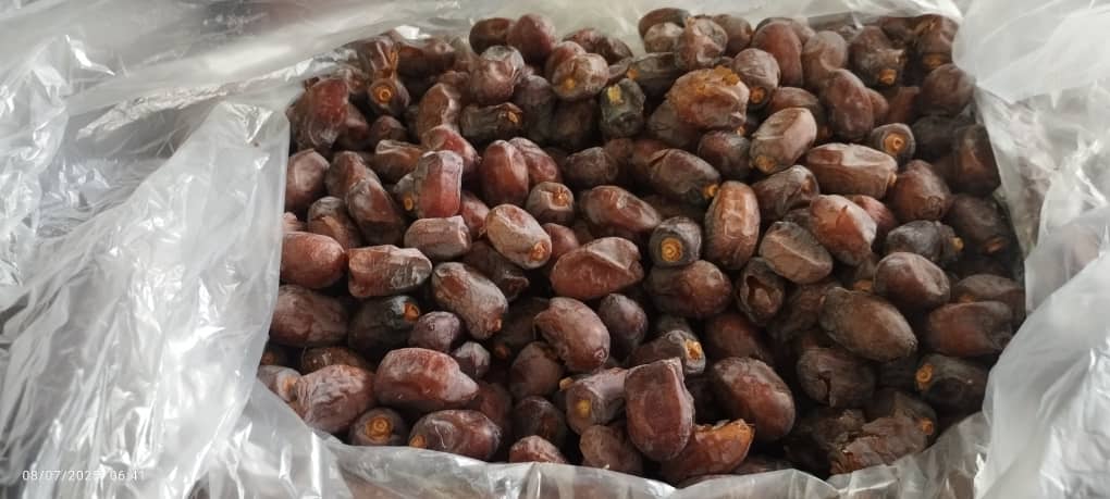 تصویر 2 از خرما کلوته روغن زده صادراتی ایران + قیمت ارزان