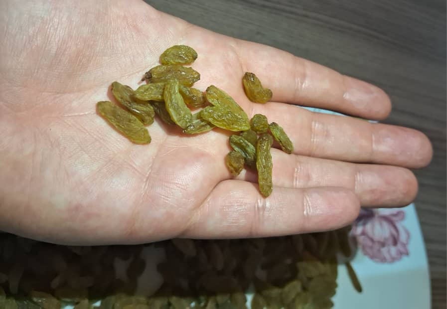 تصویر 1 از کشمش سبز قلمی
