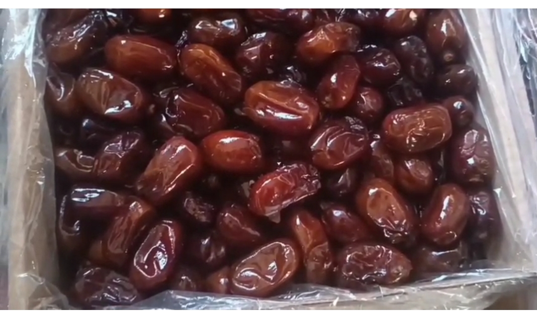تصویر 1 از قیمت و خرید خرما کلوته روغنی صادراتی جیرفت کرمان