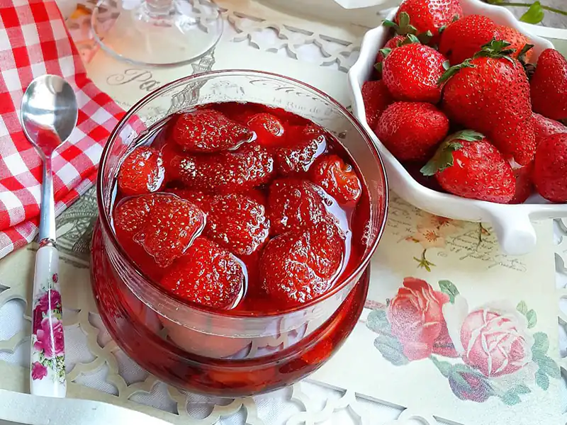 تصویر 1 از خرید و قیمت مربای توت فرنگی 800 گرمی تایماز + فروش عمده