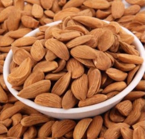 تصویر 4 از مغز بادام ایرانی اعلا + فروش عمده