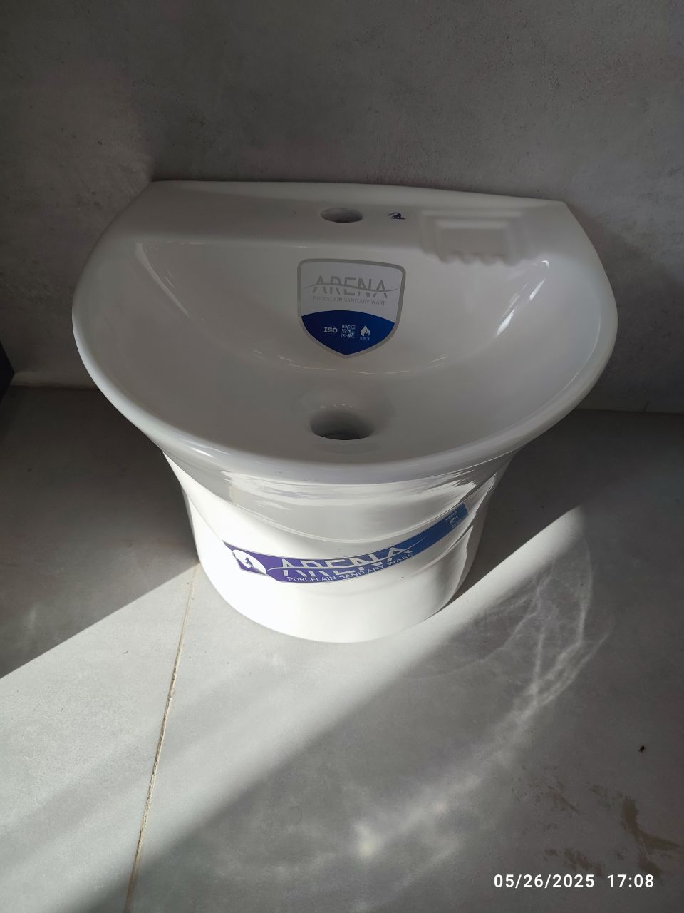 تصویر 1 از فروش عمده روشویی دیواری