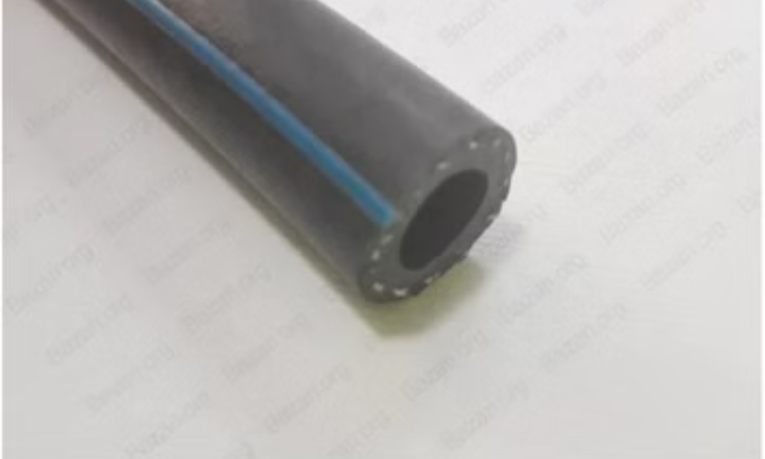 تصویر 1 از شیلنگ 3/8 دو لایه نخدار سطح صاف (باد)