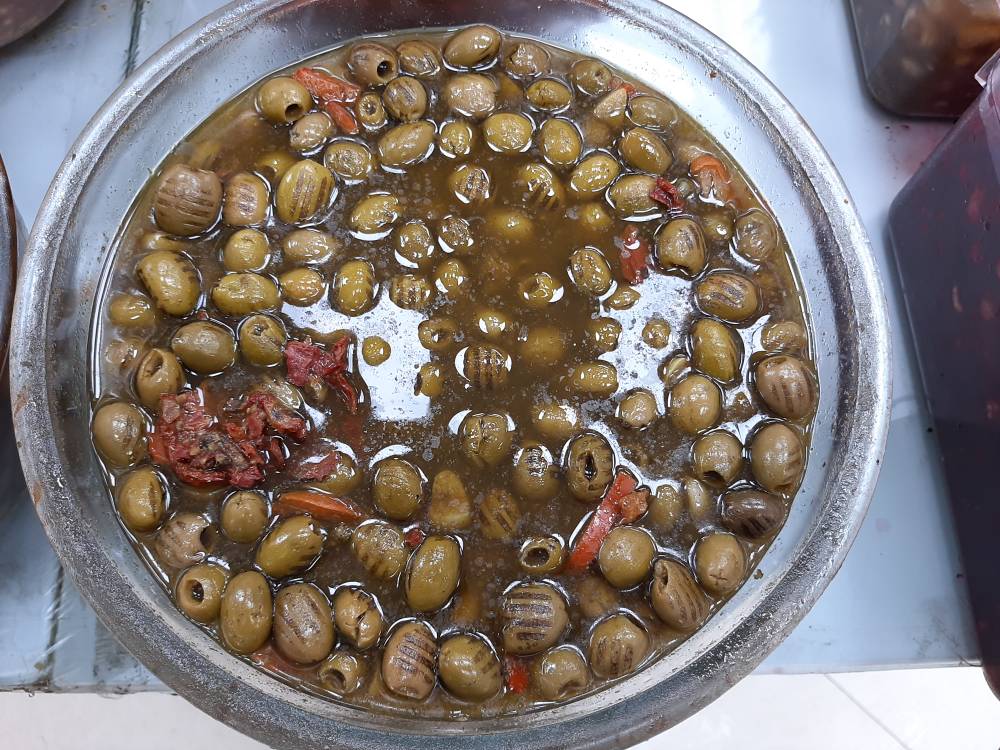 تصویر 1 از خرید عمده زیتون عسلی رودبار
