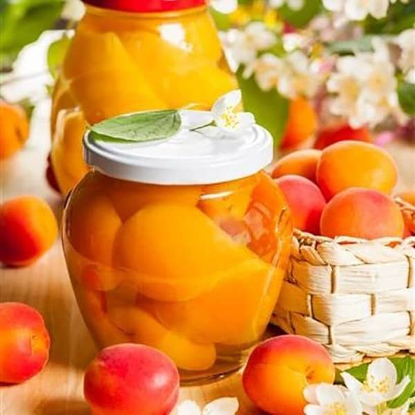 کمپوت هلو مرغوب و با کیفیت
