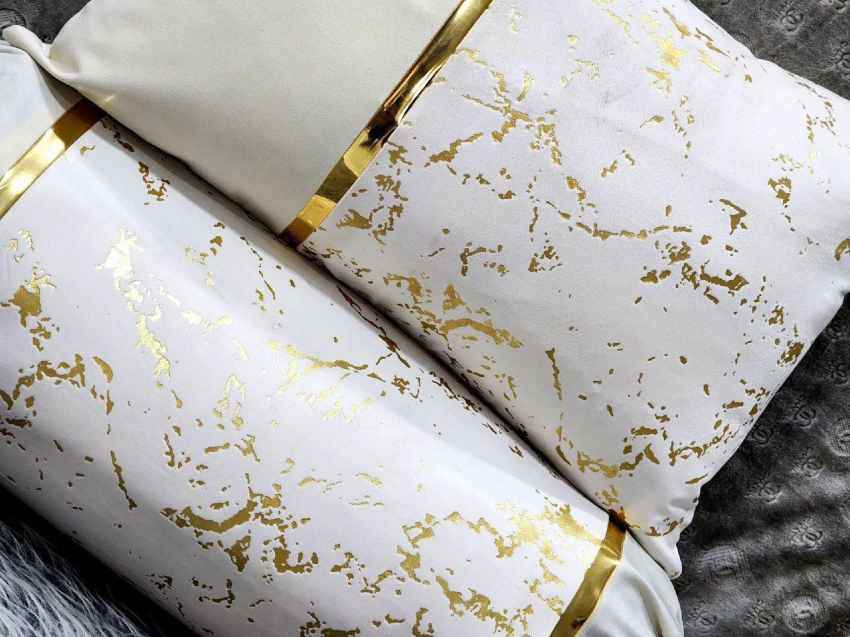 صادرات روبالشتی طلا کوب مخمل سایز 70 × 50