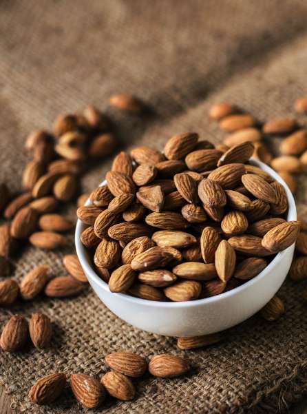 فروش مغز بادام