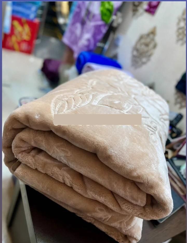 تصویر 2 از خرید و قیمت پتو تک رنگ نرمین