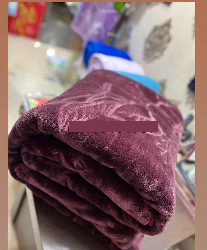 تصویر 4 از خرید و قیمت پتو تک رنگ نرمین