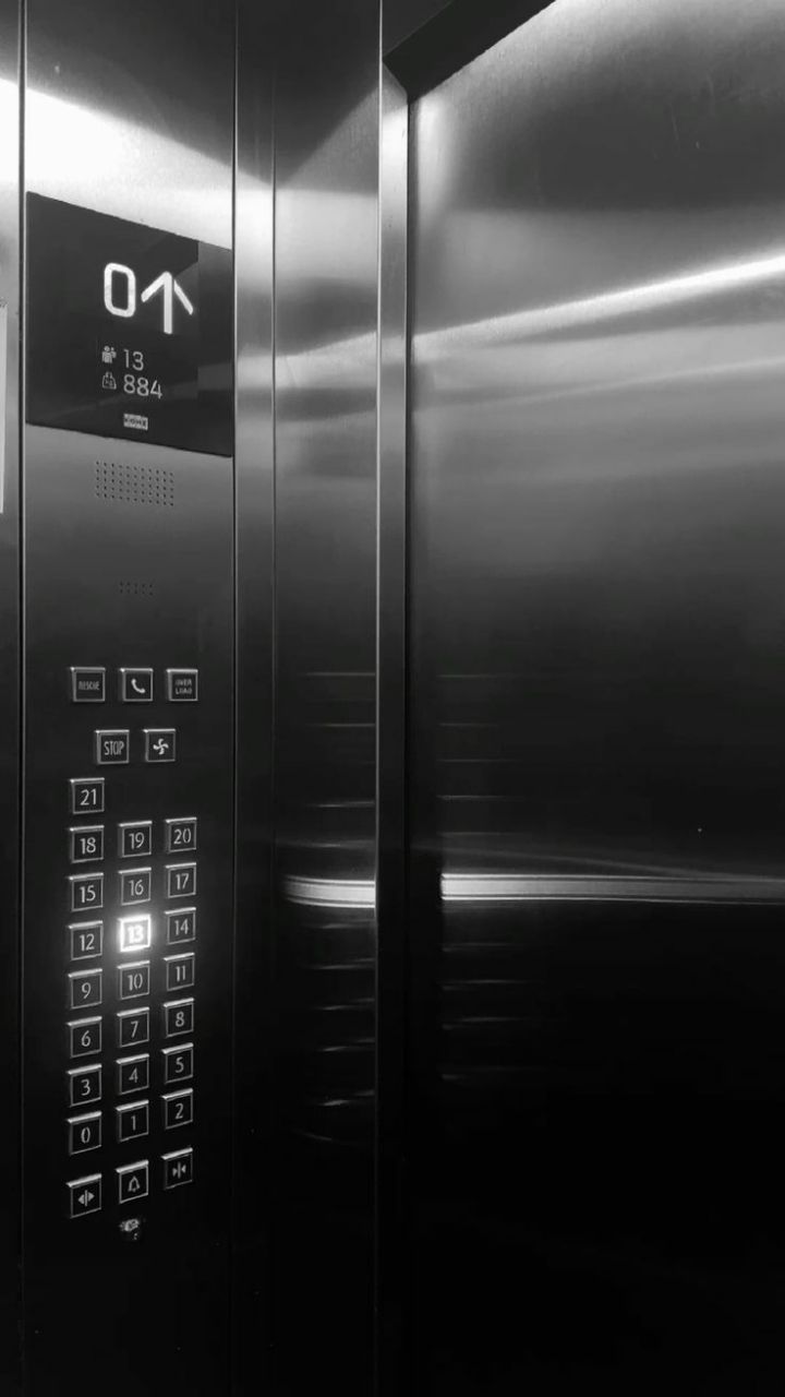 تصویر 4 از قیمت مناسب شستی کابین آسانسور شیک و مدرن