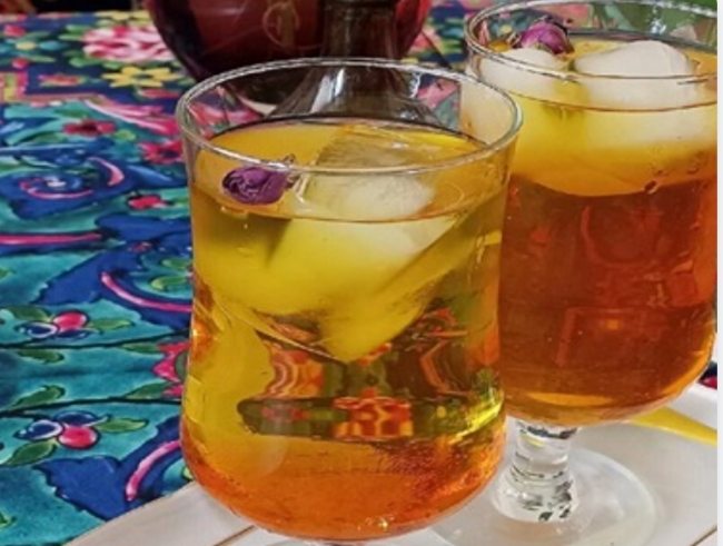 تصویر 3 از شربت زعفران لیمو مجتهدی قیمت مناسب