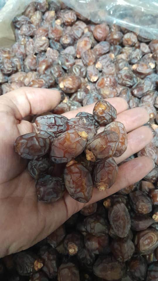 تصویر 4 از خرید و فروش خرما خاصویی ریزه صادراتی