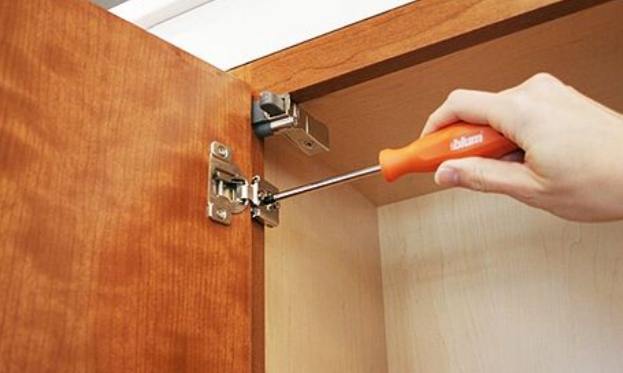 تصویر 2 از لولا کابینت ام دی اف