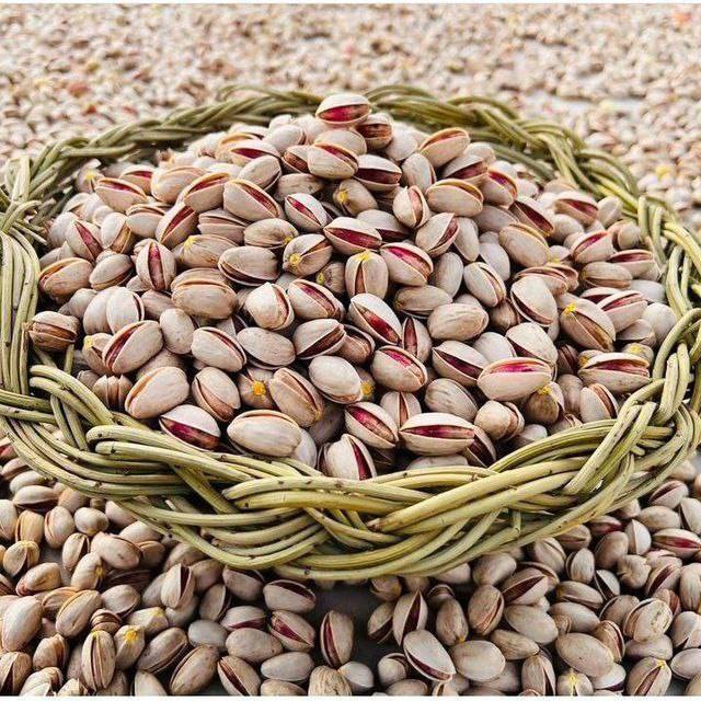 قیمت پسته احمد آقایی با کیفیت ارزان + خرید عمده