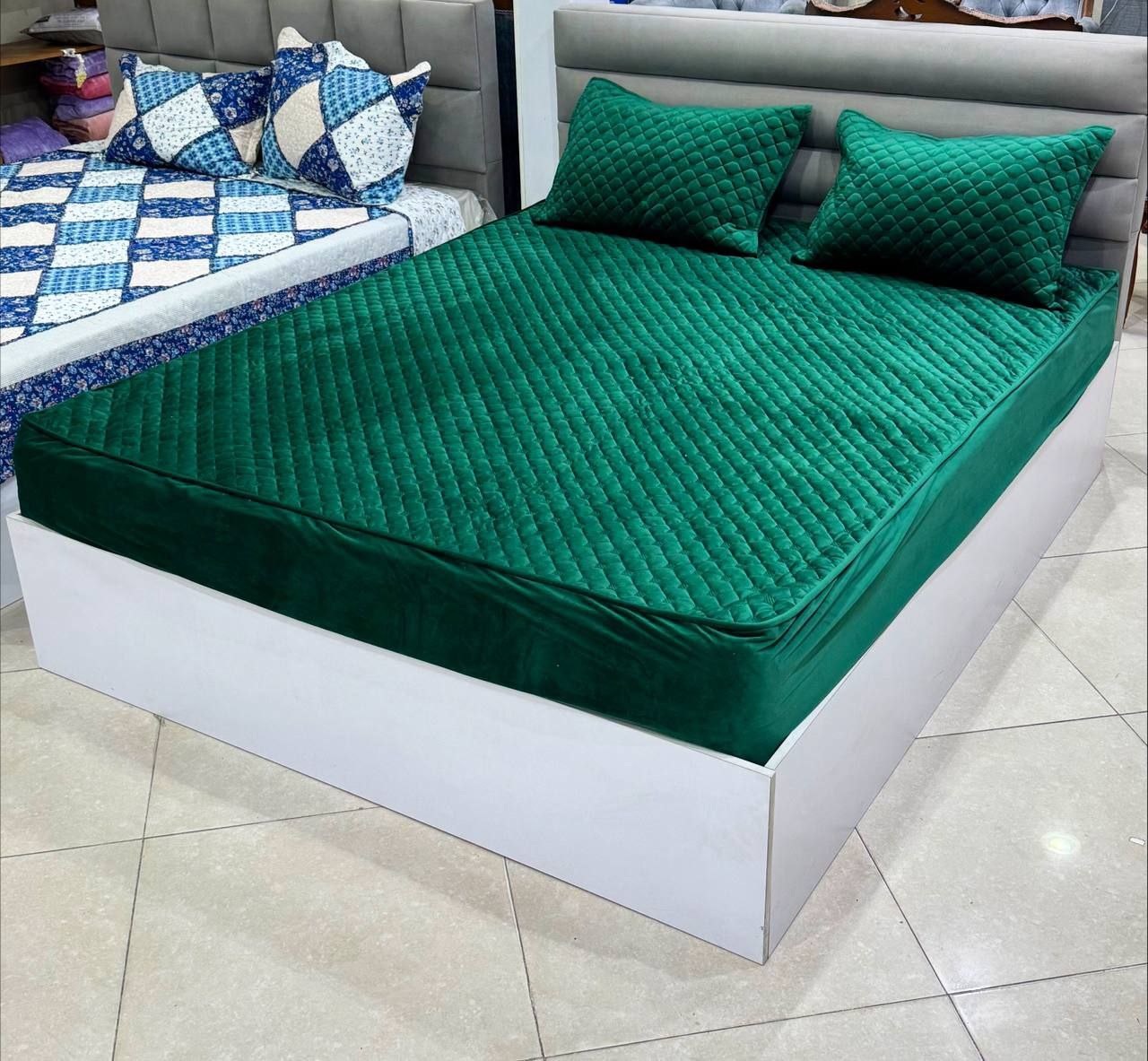 تصویر 1 از روتختی مخمل خرید + فروش و قیمت‌ گذاری مطمئن و به‌ صرفه