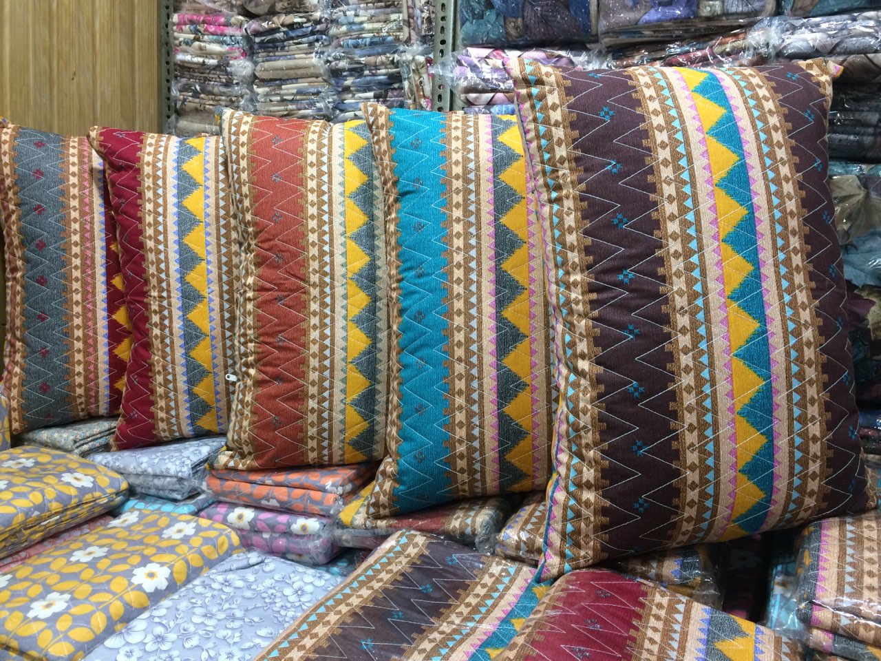 تصویر 1 از قیمت خرید رو بالشتی نخی