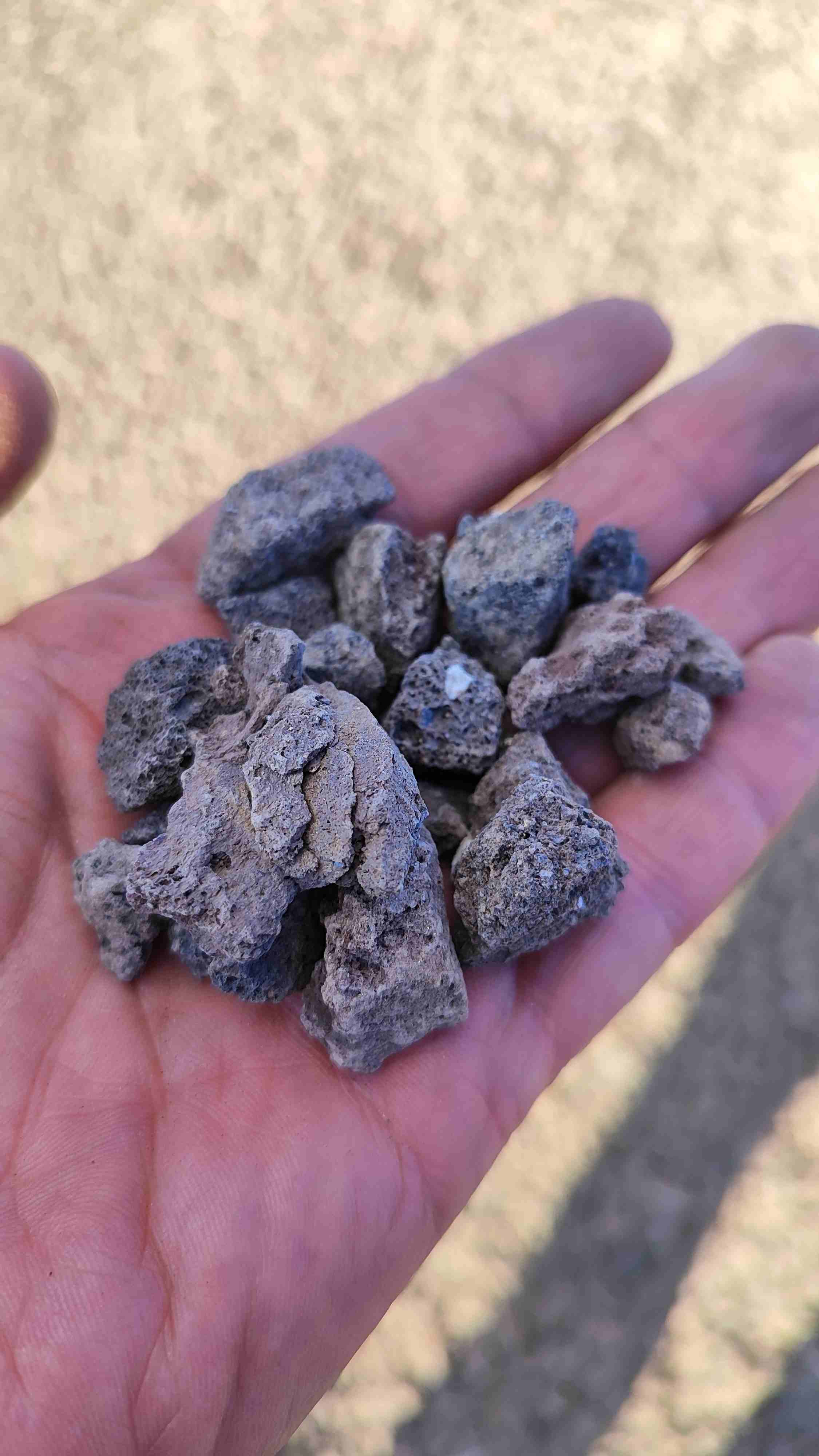 فروش پوکه معدنی چهار محال بختیاری