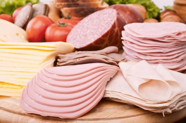 تصویر 1 از قیمت کالباس رولی ۷۰% گوشت مرغ