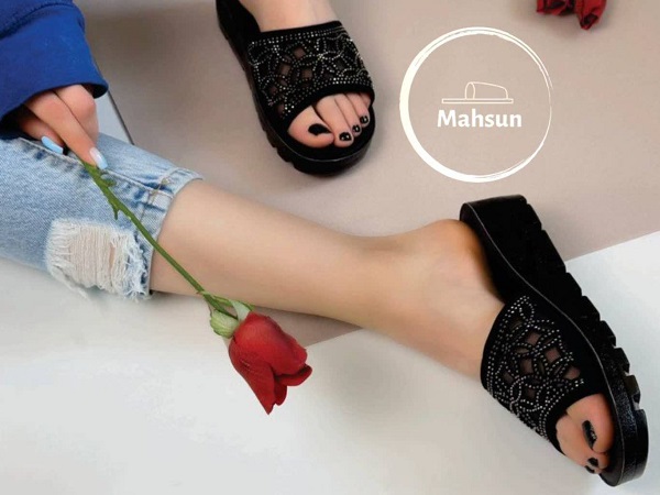 تصویر 1 از قیمت دمپایی روفرشی طبی زنانه + مدل های شیک و مجلسی