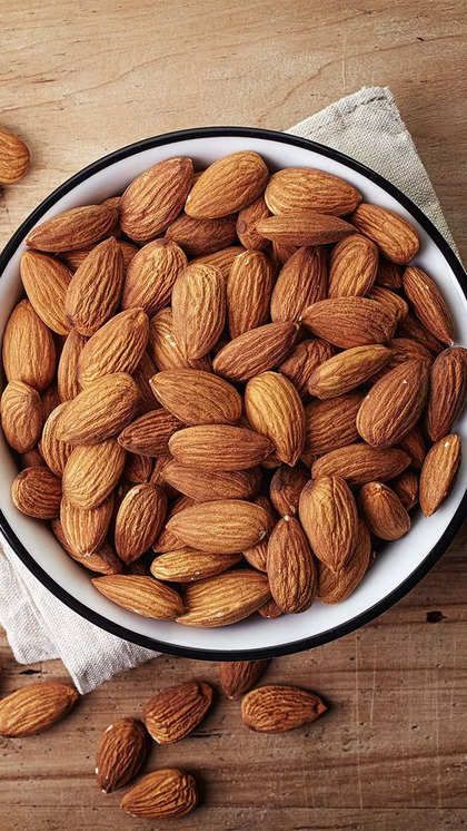 تصویر 2 از قیمت استثنایی بادام مامایی + فروش عمده