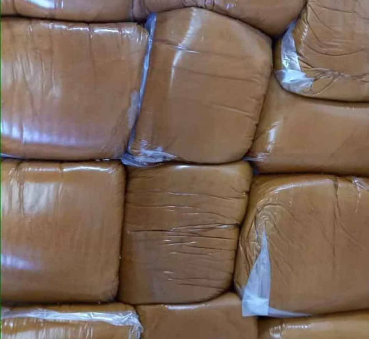 تصویر 1 از فروش شکر سرخ خمیری برای پخت حلوا