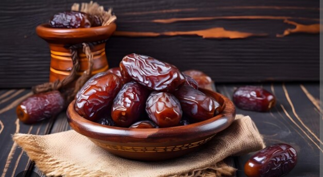 تصویر 1 از خرما خنیزی + قیمت خرید