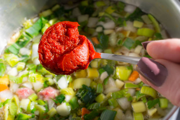 رب گوجه فرنگی هانی غلیظ و طبیعی با طعم خوش