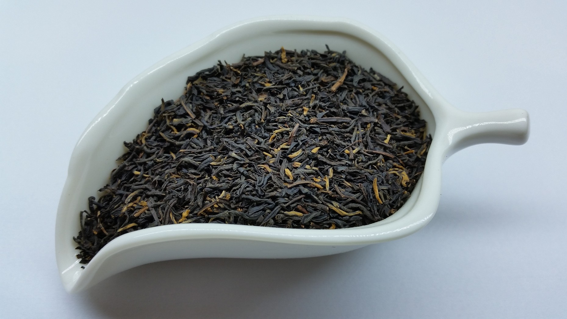 فروش ویژه ی چای سیاه گیلان + فروش عمده