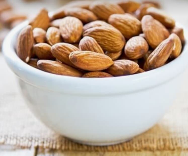تصویر 2 از خرید بادام درختی ارگانیک