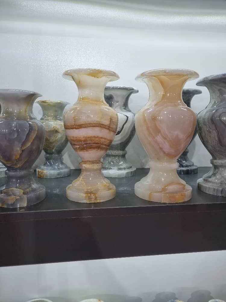 تصویر 4 از قیمت گلدان های سنگی + فروش ویژه