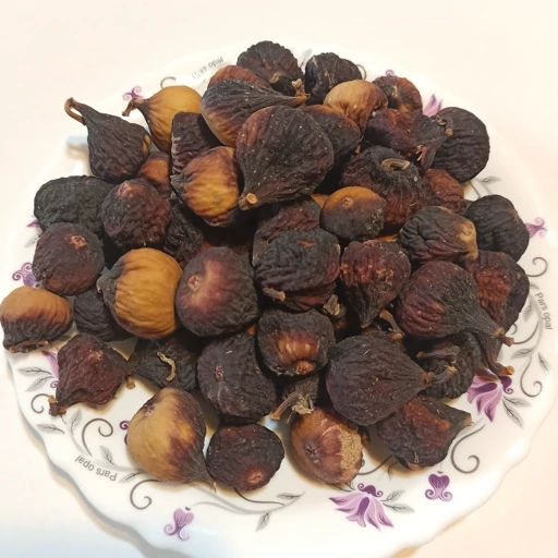 تصویر 4 از انجیر سیاه استهبان