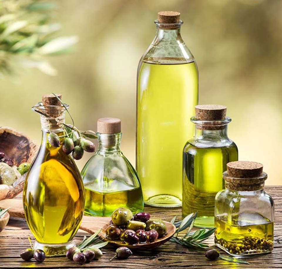 تصویر 2 از قیمت خرید روغن زیتون بکر ارگانیک طارم + ارسال سریع به سراسر ایران