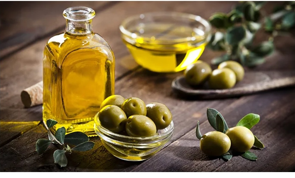 تصویر 3 از فروش روغن زیتون صادراتی با اسید پایین و طعم طبیعی کوهستان + قیمت خرید