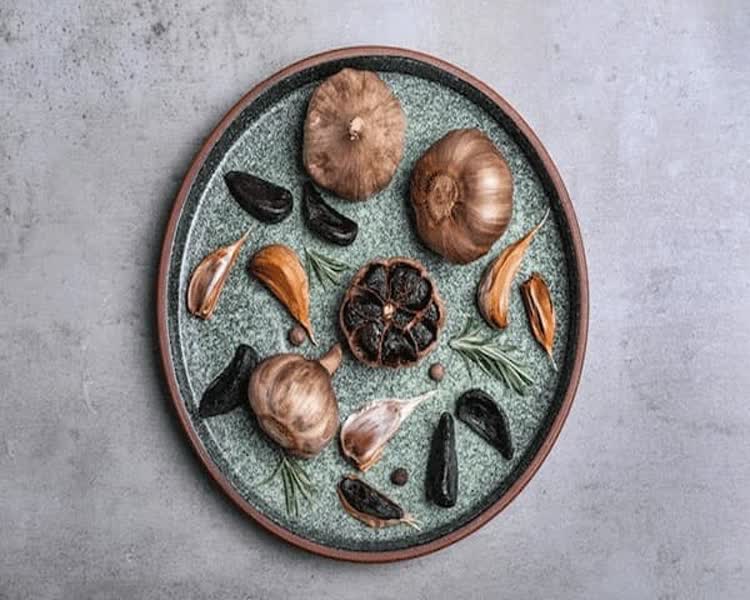 تصویر 1 از خرید و قیمت انواع سیر سیاه درجه یک + فروش صادراتی