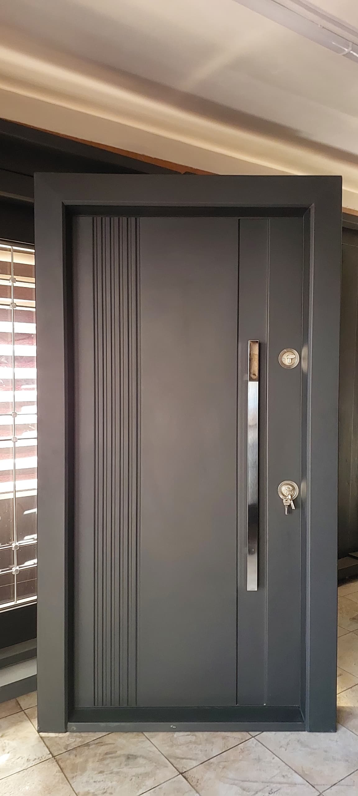 تصویر 1 از درب ضد سرقت مدرن