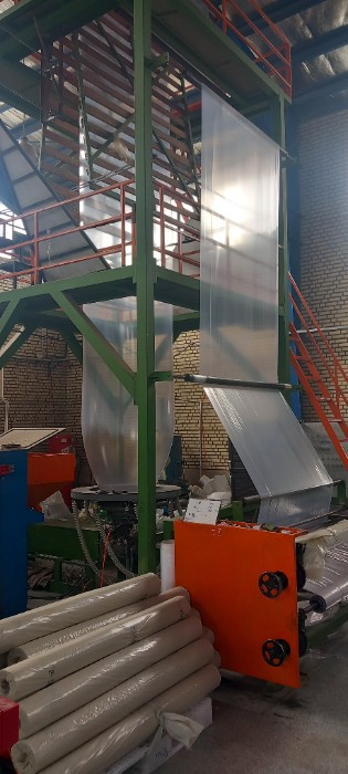 تصویر 1 از خرید پلاستیک گلخانه یزد با عرض ۸ متر به قیمت کارخانه