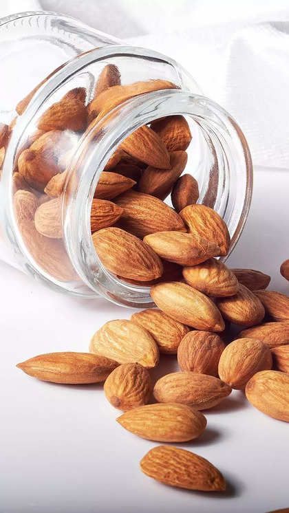 تصویر 4 از قیمت خرید بادام شاهرودی + فروش عمده